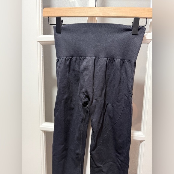 NWT Halara UltraSculpt™ SoCinched High Waisted Scrunch Butt Lifting Leggings - Picture 2 of 9